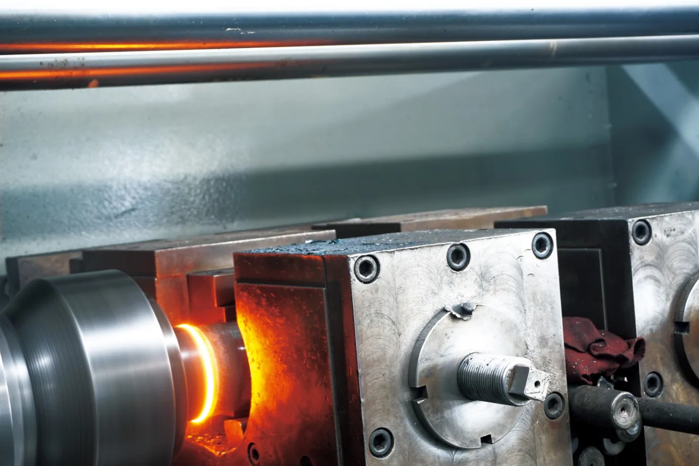 HCIC hüdrosilindrid: 4 südamikutüüpi ja kohandatud lahendusi